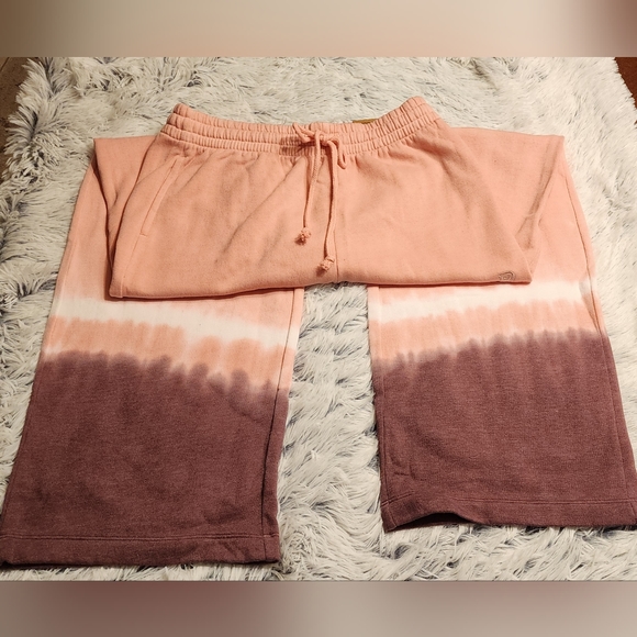 VS Pink High Waist Wide Leg Pants Sz S NWT Damsel Pink w/ Dip Dye Bottom - Picture 7 of 9